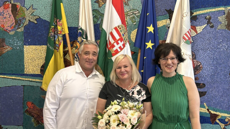 30 ÉV A KÖZIGAZGATÁSBAN