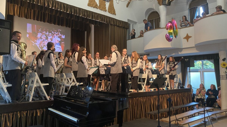 30 ÉVES A BALATONFÖLDVÁRI FÚVÓSZENEKAR