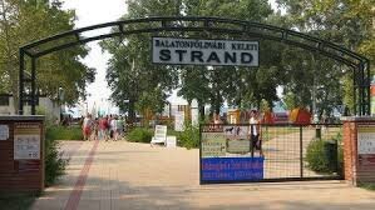 „A balatonföldvári Keleti strand fejlesztése – 2022”