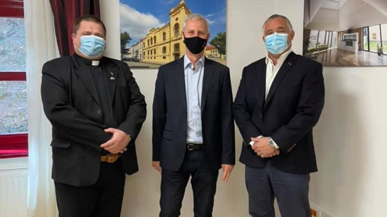 ÁLLAMTITKÁR ÚRNÁL JÁRTUNK