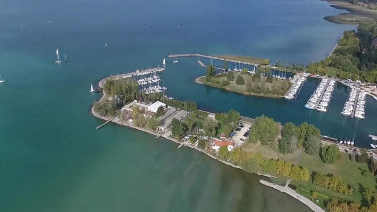 A szabad strandot nem érinti a gigaberuházás