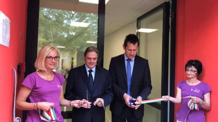 Átadták az Iris Intézetet