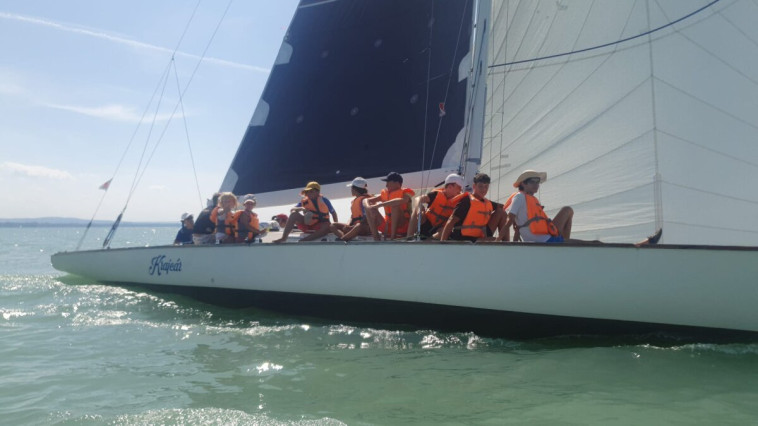 AZ IDEI NYÁRON DEBÜTÁLT ISKOLAHAJÓ PROGRAM SOK GYERMEKNEK NYÚJTOTT FELEJTHETETLEN ÉLMÉNYT