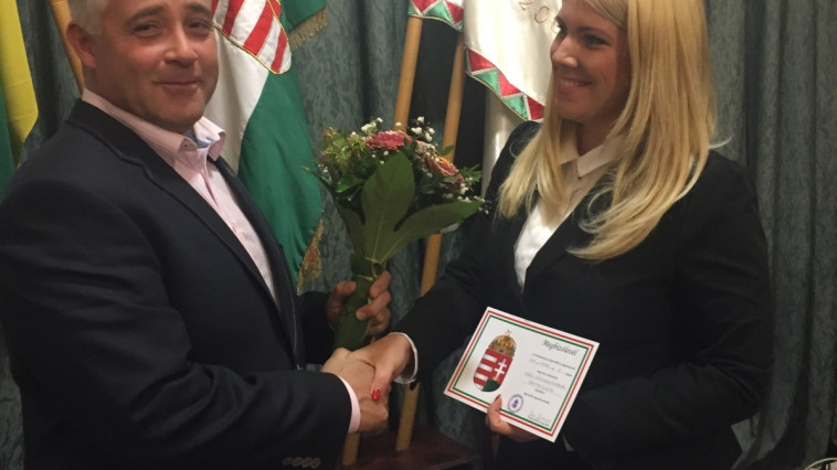 Beiktatták az új képviselőt Balatonföldváron