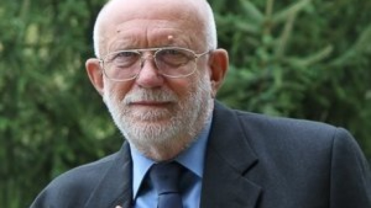 Dr. Kovács Zsolt