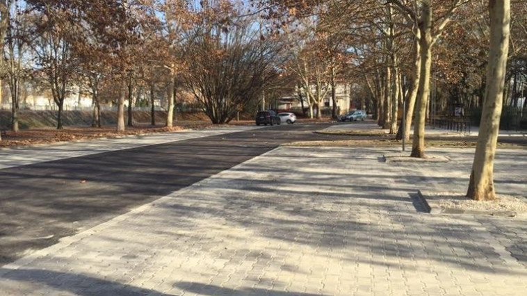 Elkészült a piac mögötti parkoló felújítása