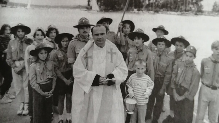 ELMENT KISS IVÁN ATYA