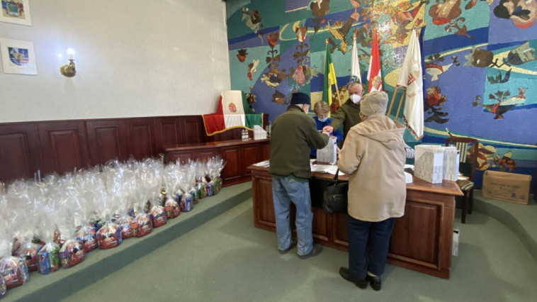 KARÁCSONYI AJÁNDÉK-IDŐSBARÁT ÖNKORMÁNYZAT