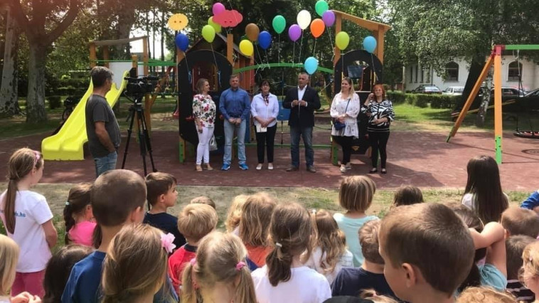 Megújult a Posta melletti játszótér