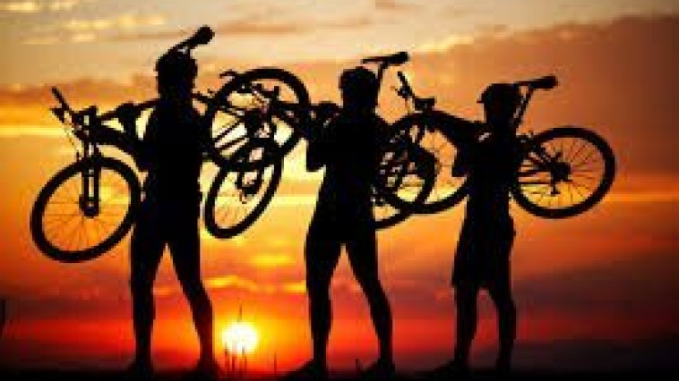 PÁLYÁZATI FELHÍVÁS !