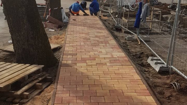 Újabb állomásához érkezett az út és járda felújítási program